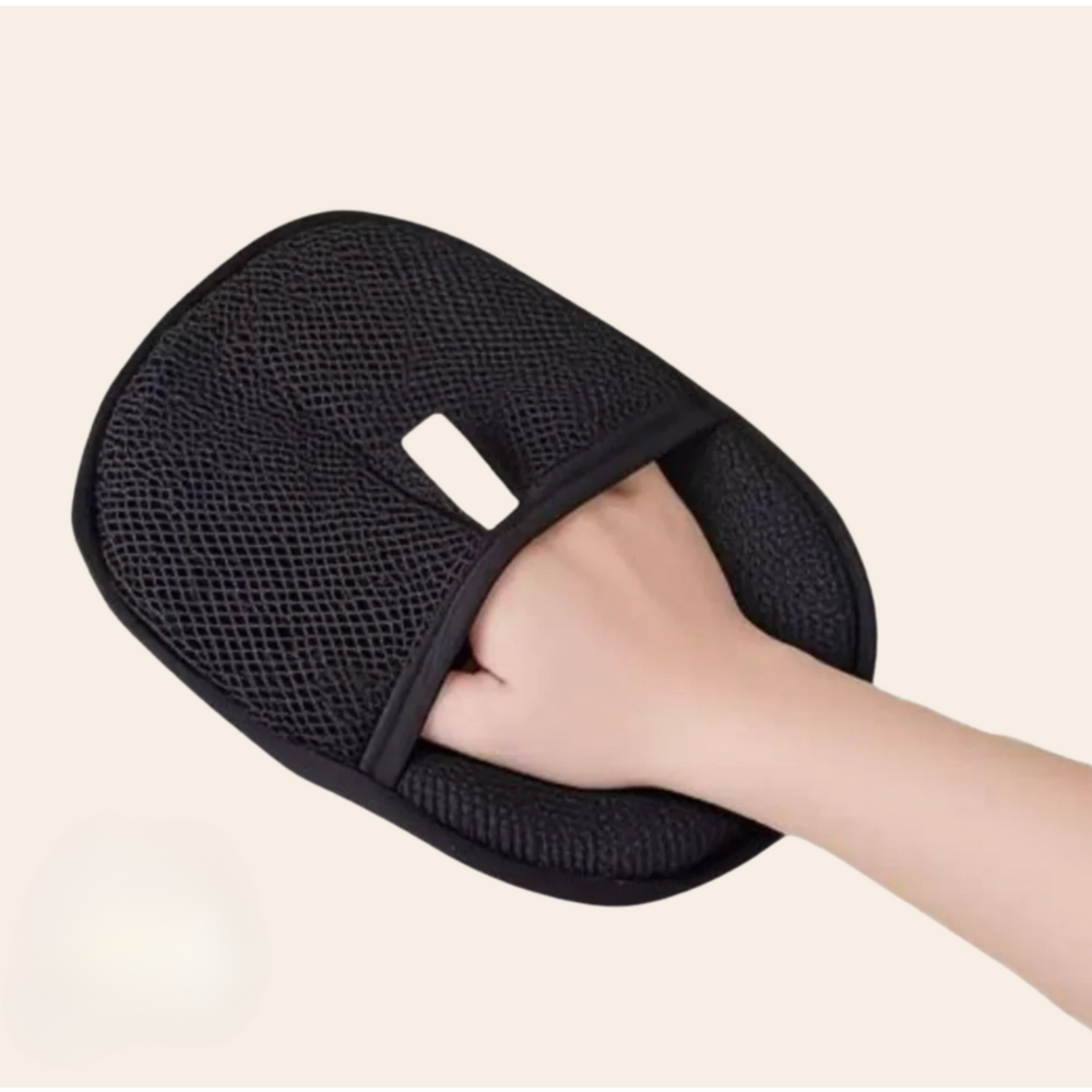Harper – Electrostatic Pet Grooming Gloves