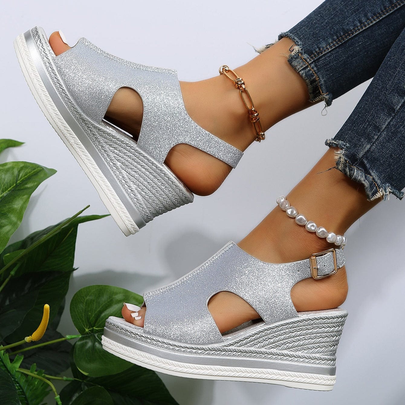 Isolde™ | Glitter-Finish Sandals