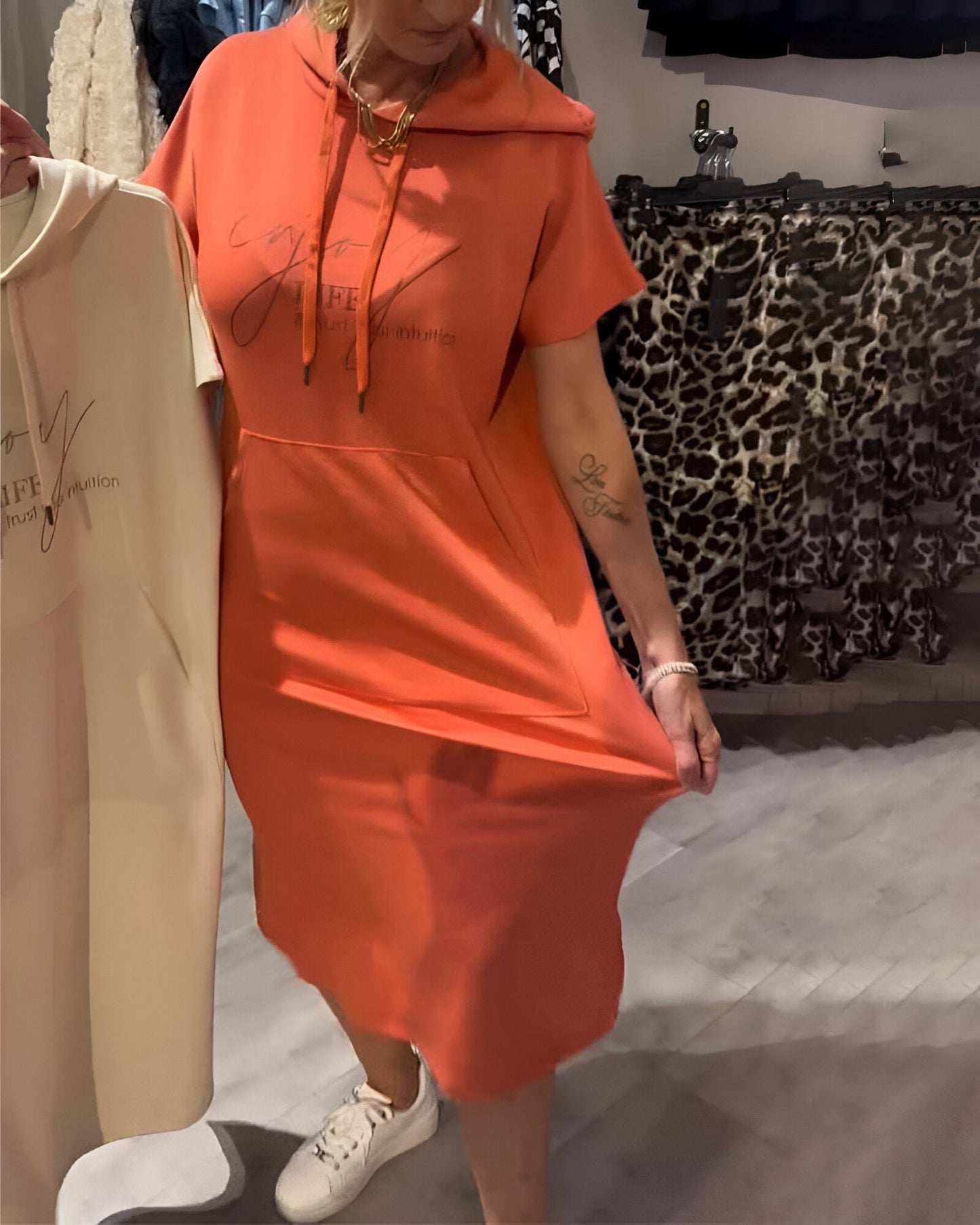 Nomi – Hooded Midi Dress