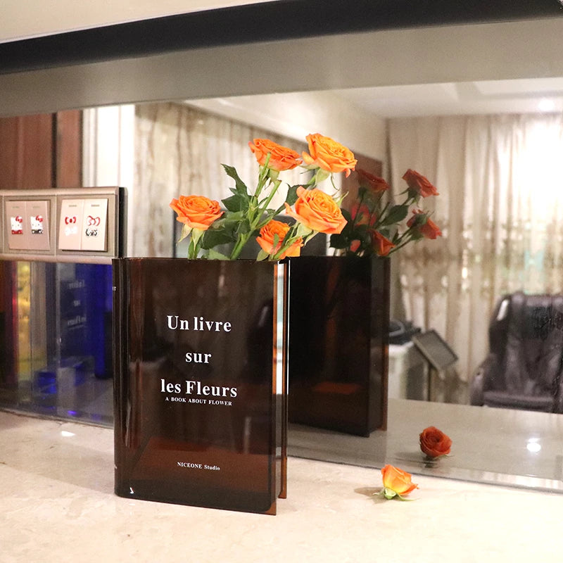 Lyla – Book-Shaped Decorative Vase