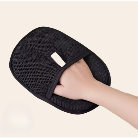 Harper – Electrostatic Pet Grooming Gloves
